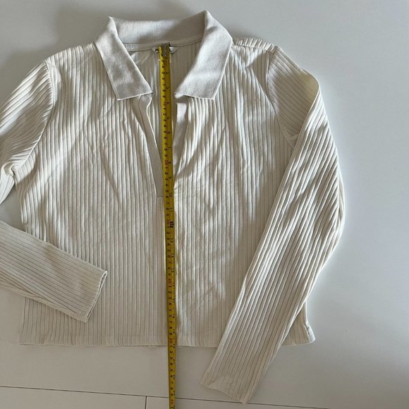 Monki Polo Crop top long sleeves cream size Large - Picture 2 of 4